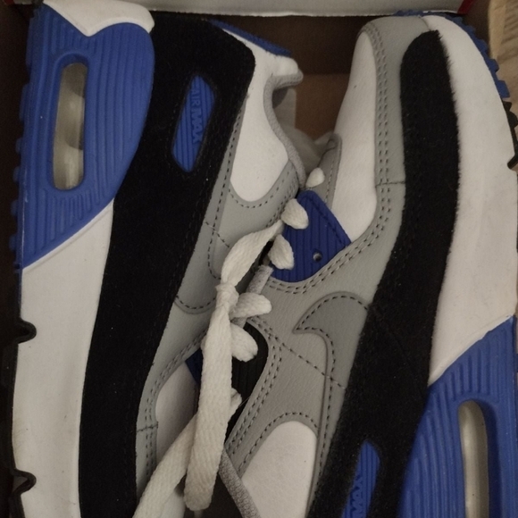 Kids White & Gray Athletic Sneakers with Blue Accents - Picture 2 of 2